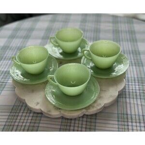 Set of 4 Vintage Fire King Jadeite Green Jane Ray Ribbed Cups And Saucers